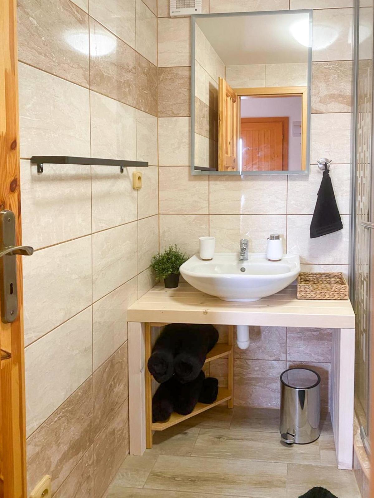 Farma Holy Vrch Apartment Kurdejov Luaran gambar